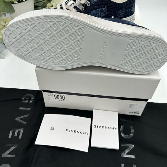 Men’s Givenchy four G navy distressed city sneakers size 43, made in Italy - Picture 8 of 11